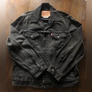 Levi’s Vintage Fit Trucker Jacket